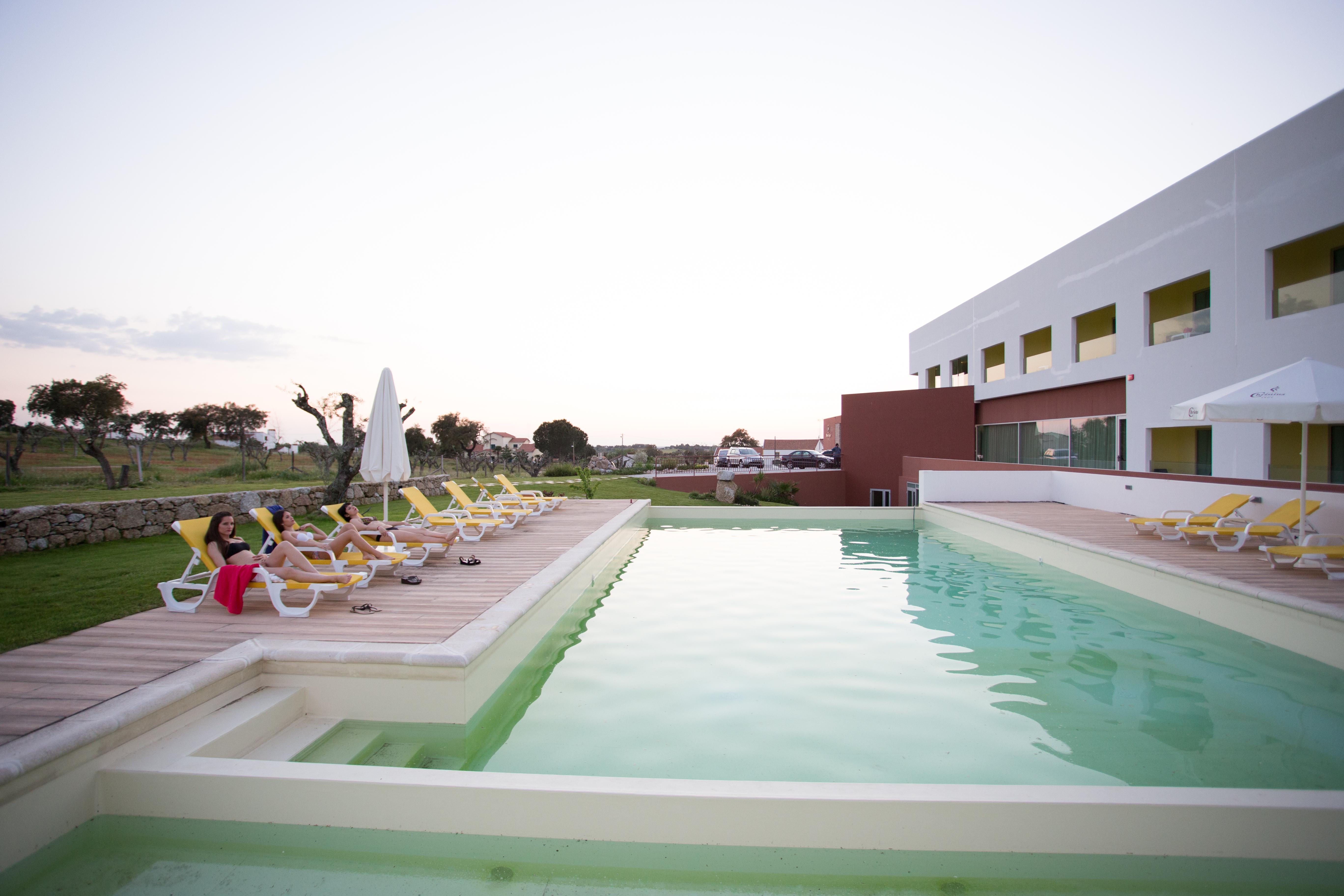 Monte Filipe Hotel อัลปาเญา ภายนอก รูปภาพ