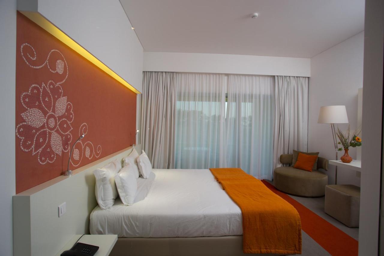Monte Filipe Hotel อัลปาเญา ภายนอก รูปภาพ